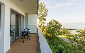 Ustronie Apartments z widokiem na morze 20 m do plaży